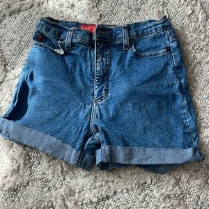 Tummy tuck jeans shorts